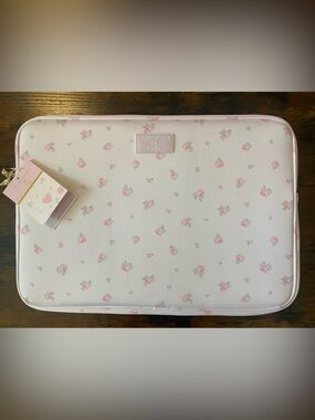 💻💗 LoveShackFancy x Target Laptop Sleeve - Yoobi Strawberry Macaroon Case 💗💻